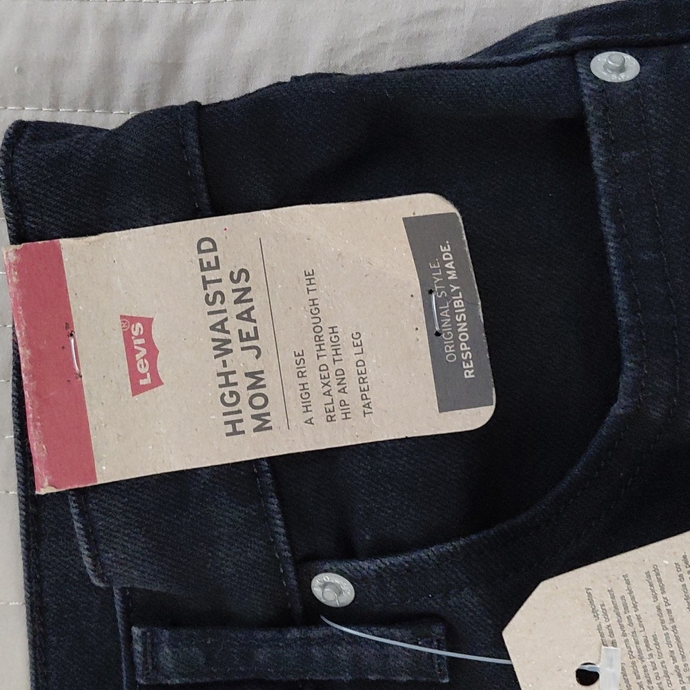 Levi's High Waisted Mom Jeans Flash Black Sz 28 Nwt - Picture 7 of 12